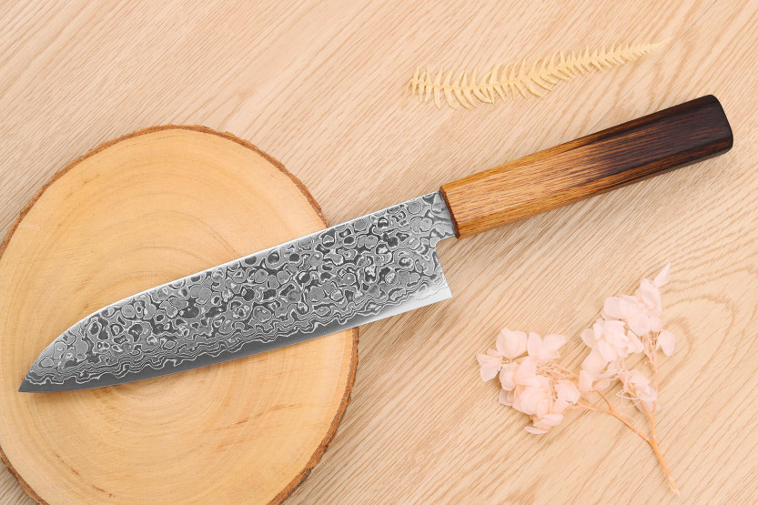 Håndlavet japansk santoku-kniv Yoshihiro Zad 18 cm damaskusblad