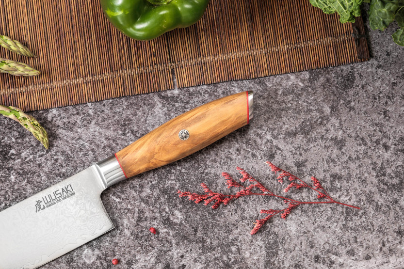 cuchillo nakiri 17cm Wusaki Fujiko 10CR damas