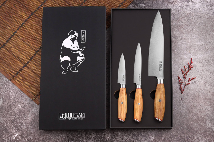 Sett med 3 Wusaki Fujiko 10CR damaskus kokkekniver + paringskniver + universalkniver