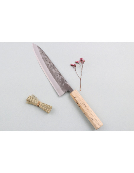 Faca de chef japonesa Wusaki Nakata Erable BS2 21cm com cabo em ácer