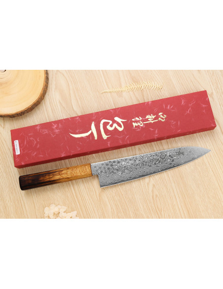 Coltello da chef giapponese fatto a mano da Yoshihiro Zad con lama damascata da 21 cm