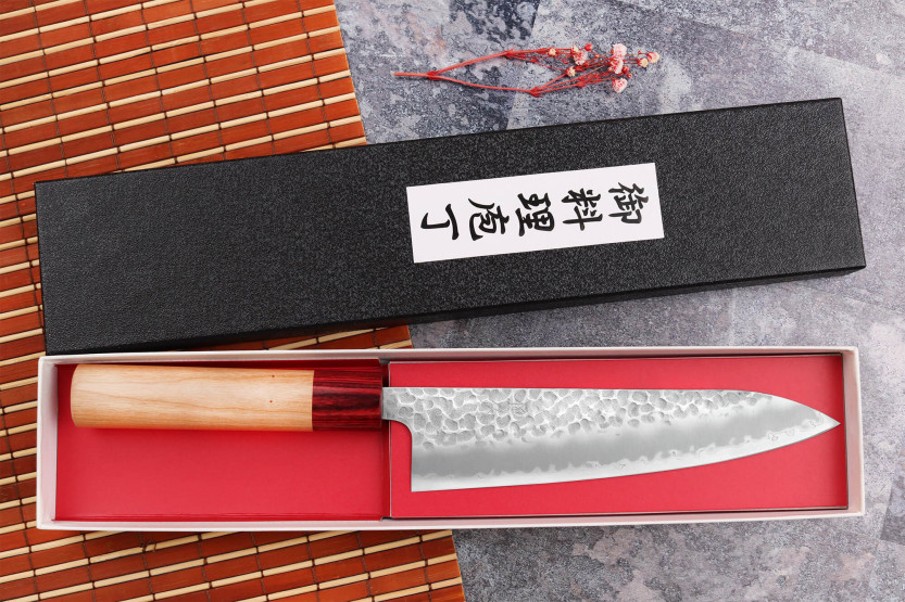 Tsunehisa Aogami Super hammered japanese chef ' s knife 18cm