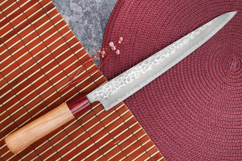 Japanisches handgefertigtes Sujihiki-Messer Tsunehisa Aogami Super gehämmert 24cm