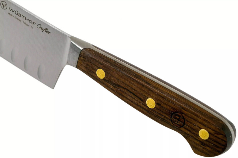 Wüsthof Crafter 17 cm med grantonskær santokukniv i eg