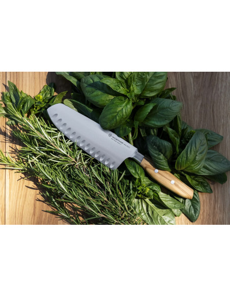 Wüsthof Amici 17cm with granton edge santoku knife in olive wood