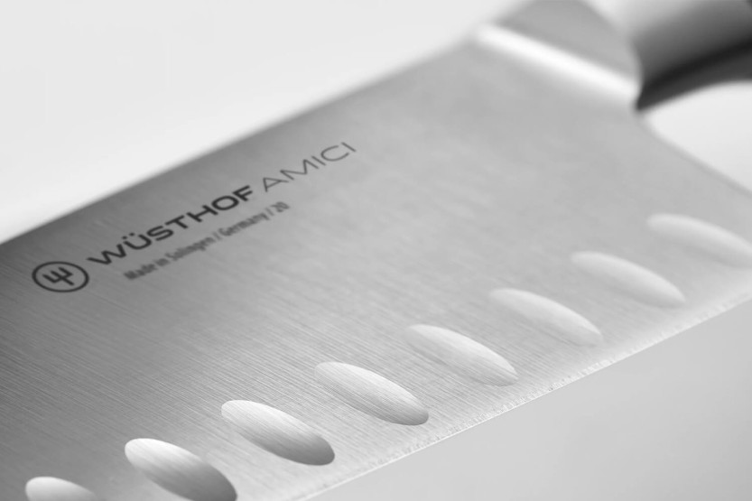 Wüsthof Amici 17cm med granton egg santokukniv i olivträ