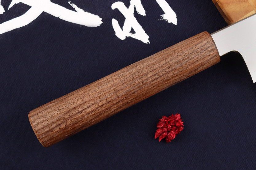 Kiritsuke kniv Japanskt hantverk Kagekiyo Tedukuri 24cm