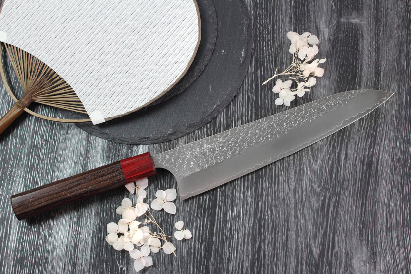Coltello da chef giapponese fatto a mano Yoshimi Kato SG2 Tsuchime da 24 cm