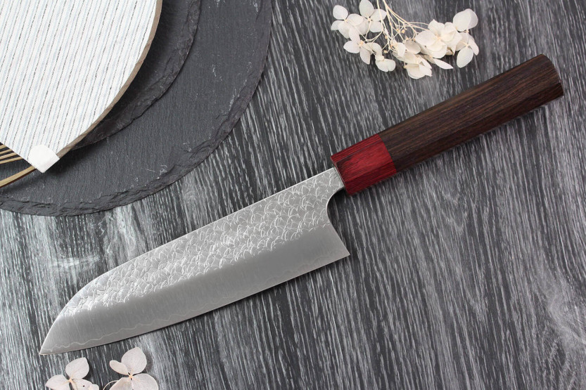 Yoshimi Kato SG2 Tsuchime 17 cm håndlaget japansk santokukniv