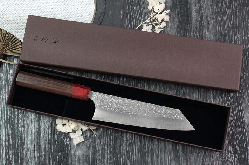 Yoshimi Kato SG2 Tsuchime 17 cm japansk håndlaget bunka-kniv