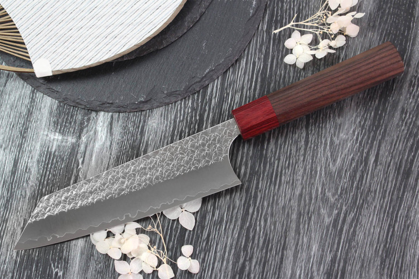 Yoshimi Kato SG2 Tsuchime 17 cm håndlaget japansk bunka-kniv