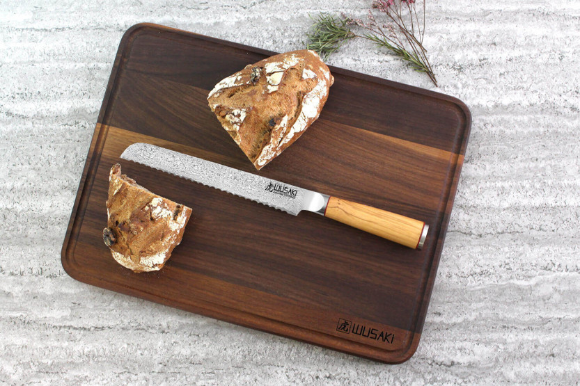 Tabla de cortar de madera de nogal Wusaki con canalón - 40 x 30 x 1,9 cm