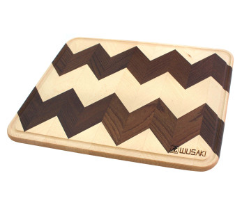 Tagliere Wusaki in legno di faggio termotrattato certificato FSC con grondaia - 40 x 30 x 1,9 cm