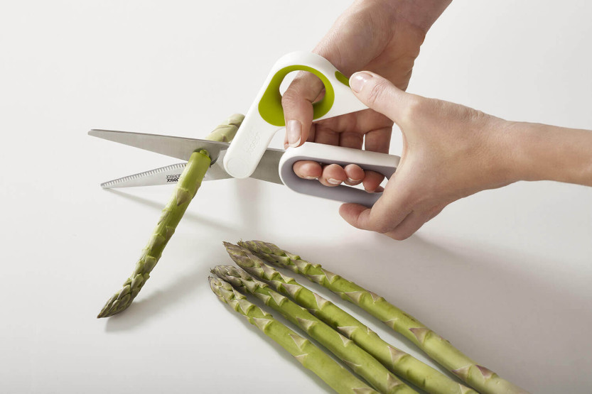 Tijeras de cocina multifunción Joseph Joseph PowerGrip con empuñadura integrada para el pulgar