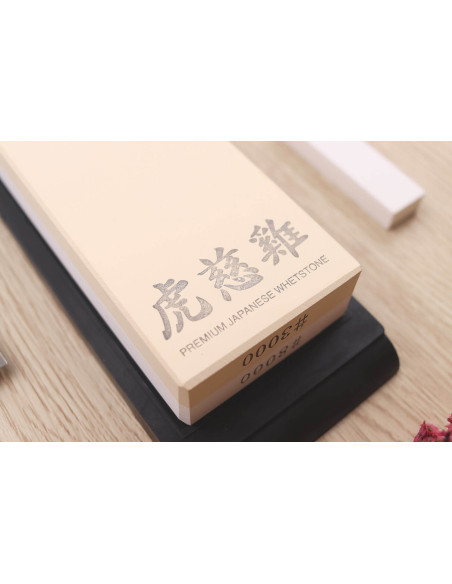 Japanese double-sided ceramic Sharpening stone 3000/8000 Wusaki by Suehiro