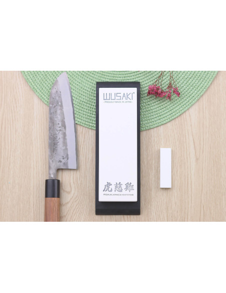 Japansk dubbelsidig keramisk slipsten 240/1000 Wusaki av Suehiro