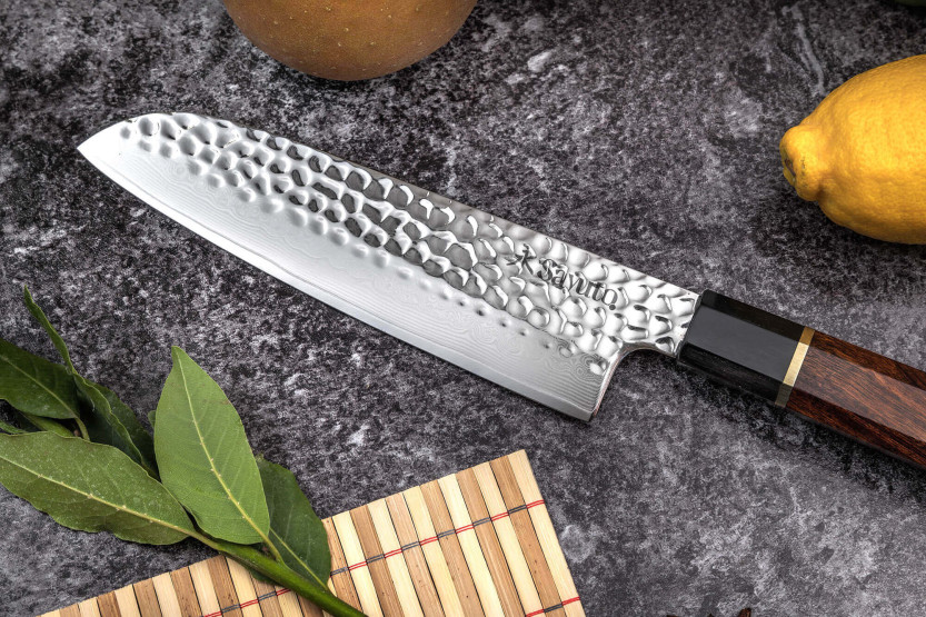 Santokukniv Sayuto Desert Damas martelé 18 cm