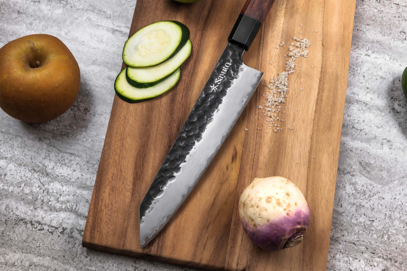 Cuchillo de cocinero Sayuto Séquoia San Mai martillado 21cm kiritsuke