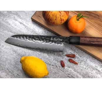 Sayuto Sequoia San Mai gehamerd santoku mes 18cm 2