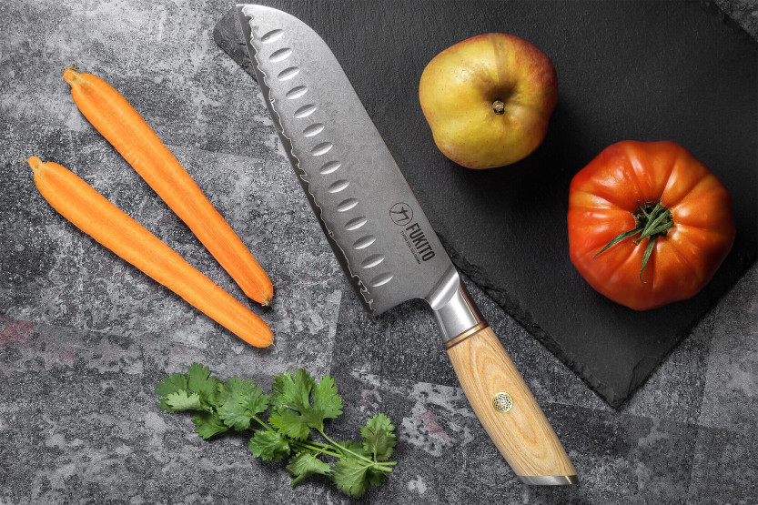 faca santoku Fukito Pakka San Mai com convinhas 18cm