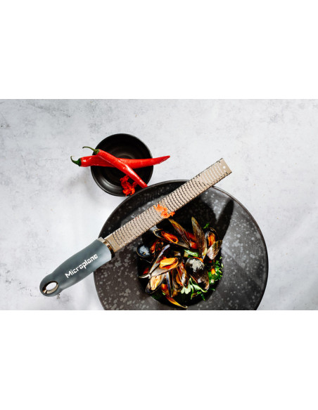 Escofina Microplane Premium Classic Gris Tormenta - 20.3cm