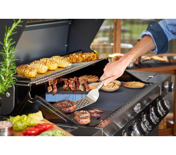 Rösle vinklad hamburgarspatel i 18/10 rostfritt stål 2