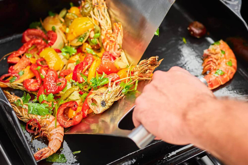 Rösle multifunktionel spatel til plancha i 18/10 rustfrit stål