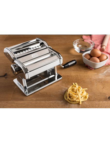 Marcato Atlas 150 Classic pasta machine kit + 2 accessories