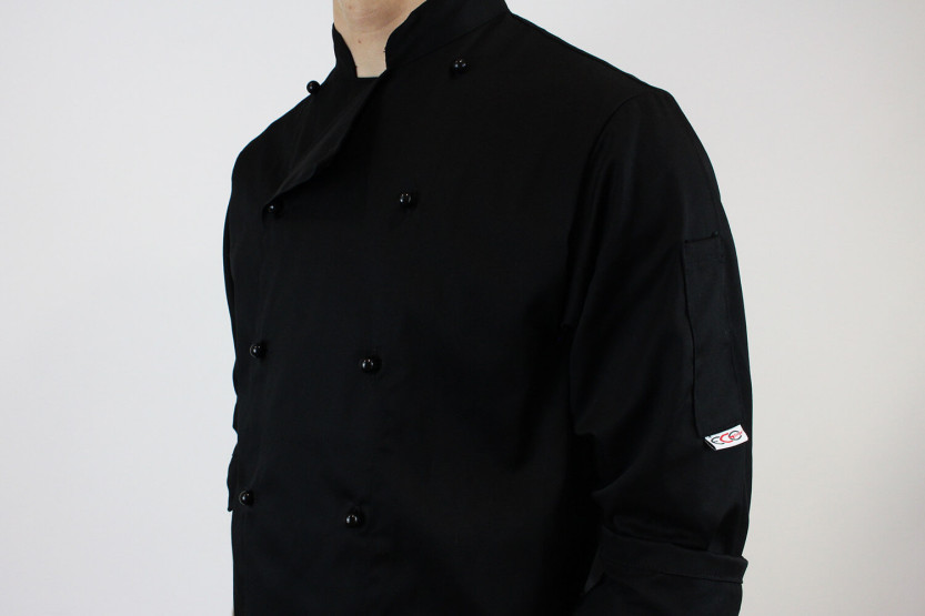 Egochef Safety musta polyesteristä ja puuvillasta valmistettu pitkähihainen unisex-keittiötakki.