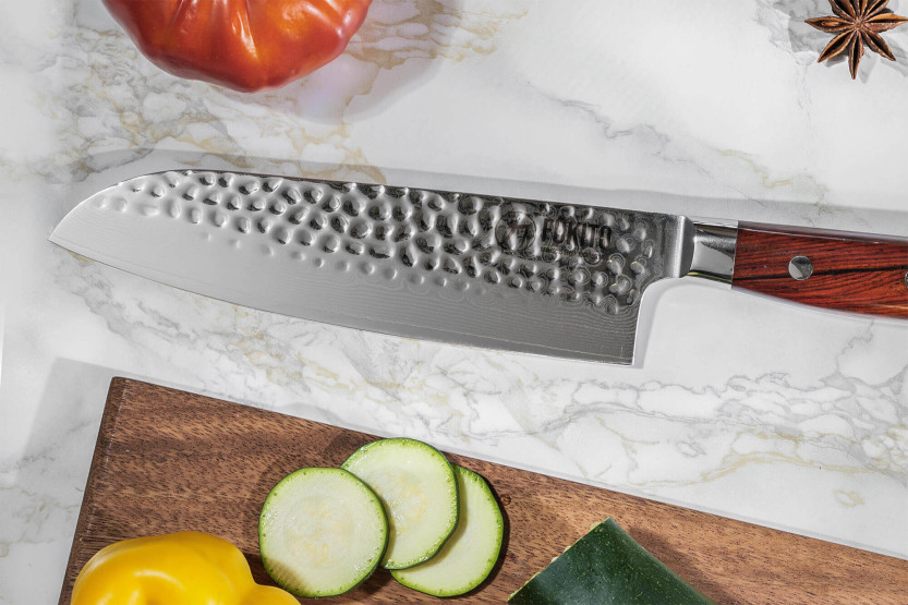 Fukito Rosewood Damascus 67-lags santoku-kniv 18 cm håndtag i palisander