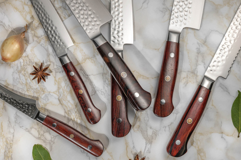 Fukito Rosewood Damascus 67-layer santoku knife 18cm rosewood handle
