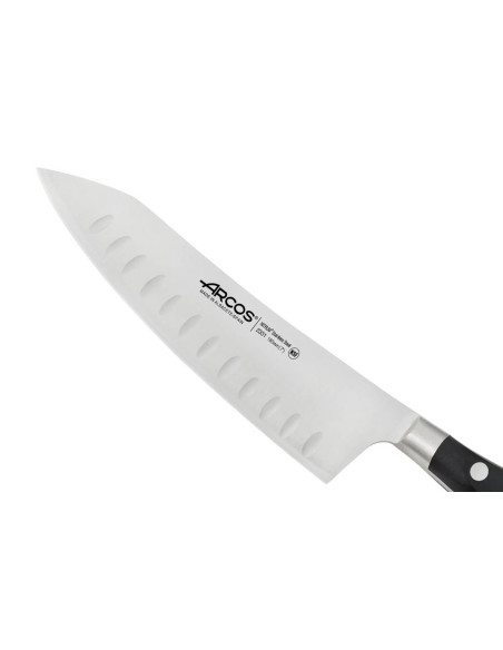 Coltello a dondolo Santoku forgiato Riviera Arcos con lama con fossetteda 18 cm