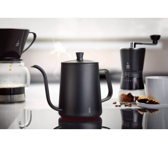 Gefu Cinero 500ml black gooseneck kettle 2