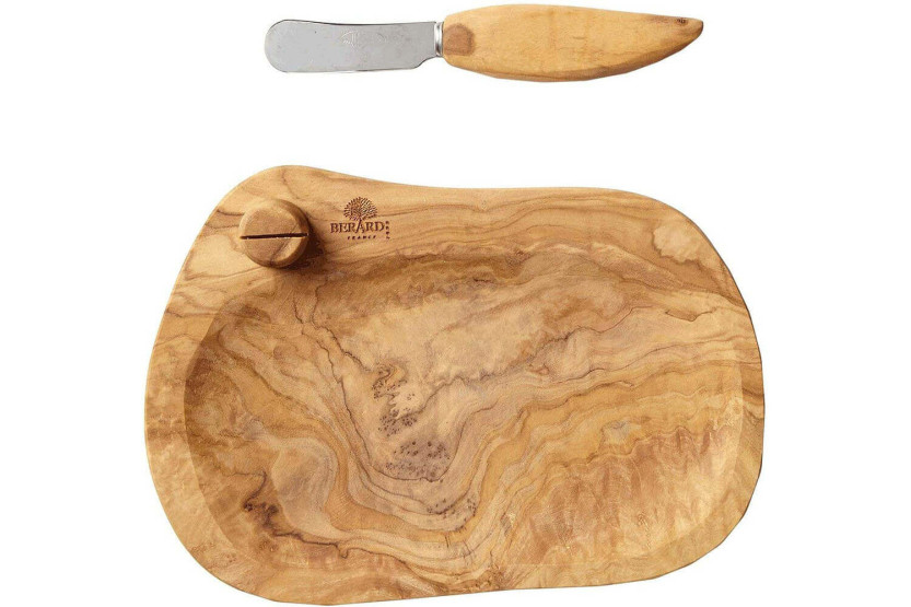 Handgefertigte hohle Butterdose mit Aufstrichmesser Bérard aus Olivenholz