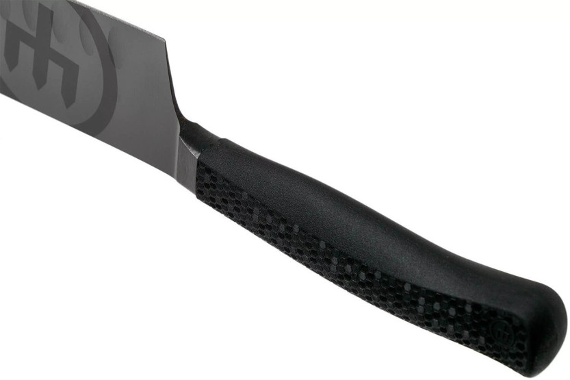 Wusthof Performer santokukniv 17cm med granton eggblad med svart anti-repbeläggning