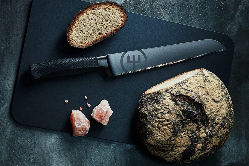 Wusthof Performer brødkniv 23 cm med mikrosagtannet blad med antiripe-belegg