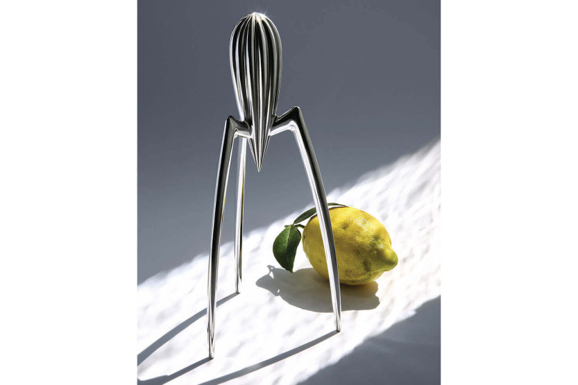 Alessi Juicy Salif juicepress i gjuten aluminium designad av Philippe Starck