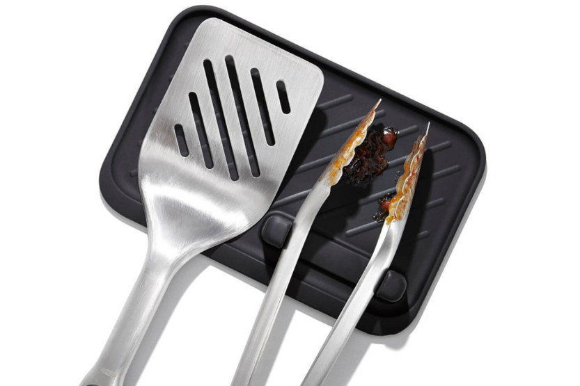 Set med 2 OXO grillredskap - Spatel och tång