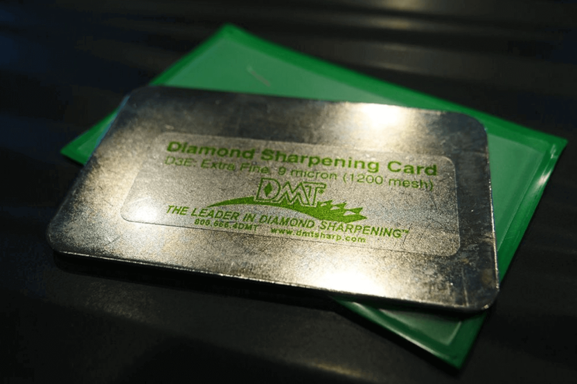Set med 3 DMT Dia-Sharp 325/600/1200 skärpkort + fodral