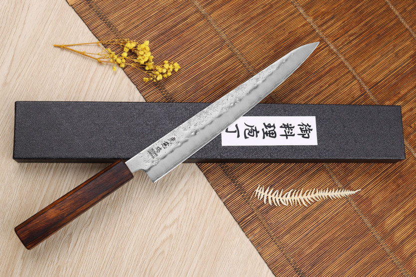 Faca japonesa sujihiki Wusaki Yoshi G3 em carvalho de 24 cm feita à mão
