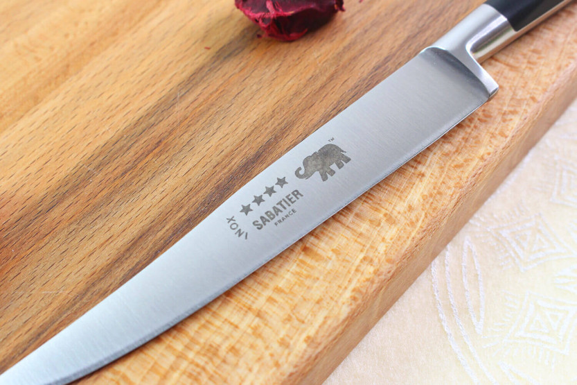 Sabatier Steakmesser Elefant Ideal geschmiedet glatte Klinge 13cm Nylongriff schwarz