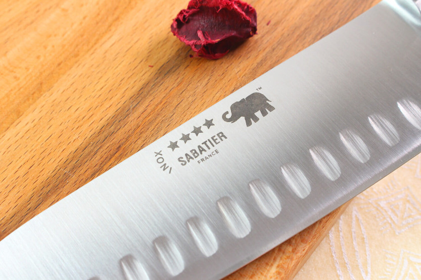Sabatier Éléphant Idéal Forgé 17cm black nylon handle santoku knife