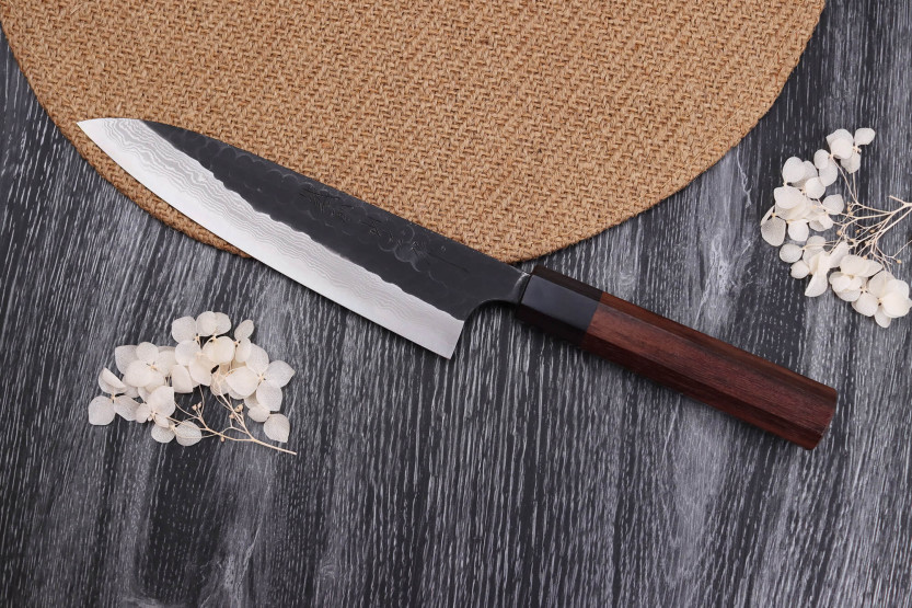 Nao Yamamoto Damascus AS taottu japanilainen kokkiveitsi 18cm