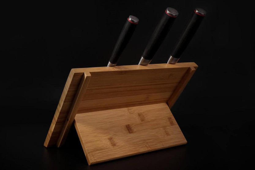 Portacuchillos magnético plegable Kotai de bambú 30x22cm