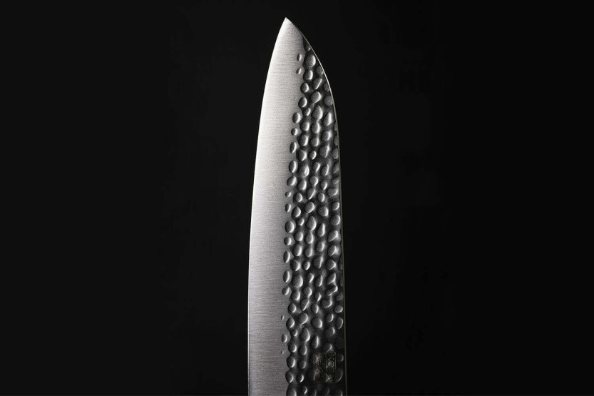 Kotai santoku mes 18cm gehamerd lemmet pakkahouten handvat met schede