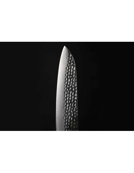 coltello santoku Kotai 18 cm con lama martellata e manico in pakkawood con fodero