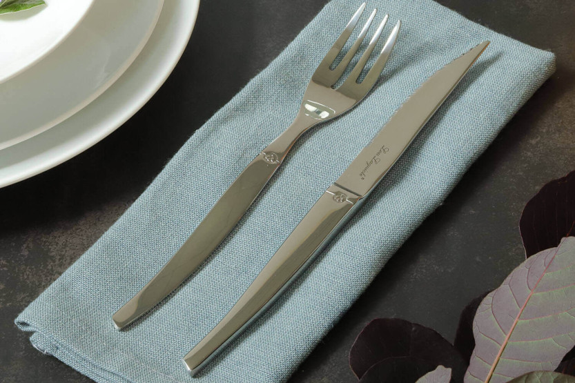 Lou Laguiole Jet roestvrijstalen tafelvork 20.7cm