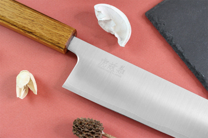 Faca kiritsuke japonês artesanal Wusaki Migaki G3 21cm