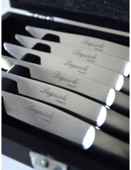 Laguiole Pradel sett med 6 elegante, smidde kniver med mikrotann