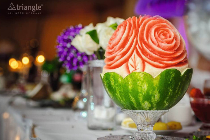 Faca triangular tailandesa com lâmina flexível